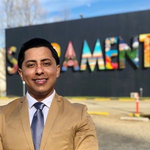 Meet your Posher, Roberto